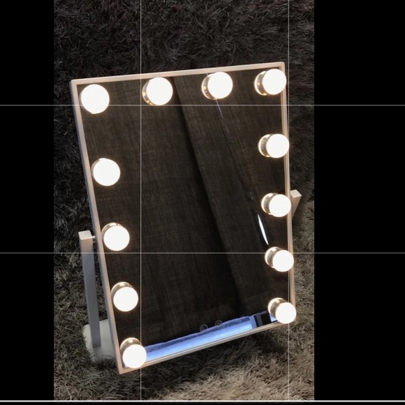 LED Vanity mirror - Picture 4 of 8